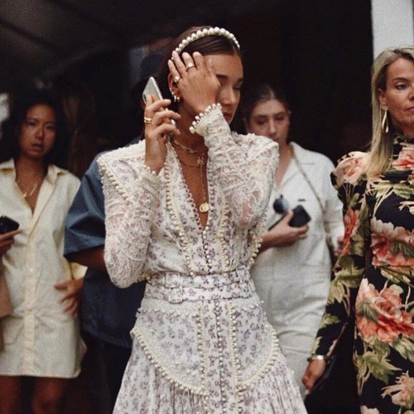 FAUX PEARL HEADBAND GRADUATED BAUBLE BRIDAL - Picture 2 of 5